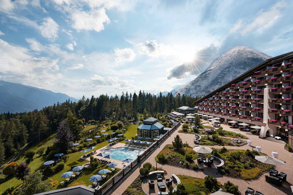 Das Interalpen-Hotel Tyrol auf 1.300m. Foto: Interalpen-Hotel Tyrol